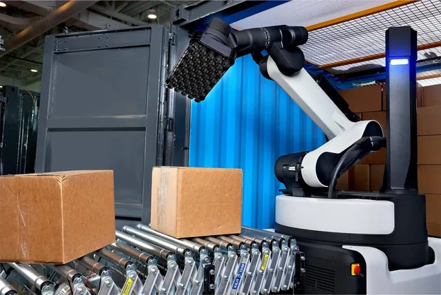 Stretch by Boston Dynamics — Commercial robot